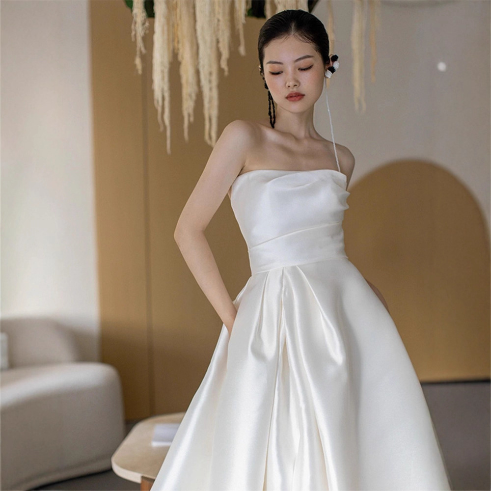 French Style Strapless Light Wedding Dress Bridal Elegant Trailing Princess Dress Simple Satin Welcome Tour Shaped Door Yarn