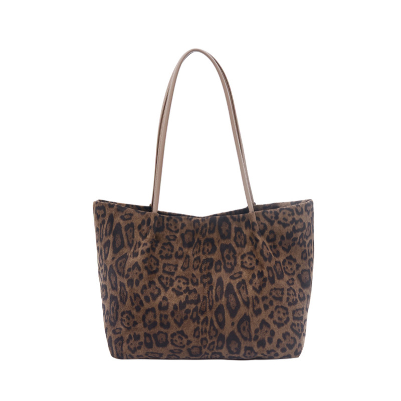 Leopardo mochila para mujeres 2026 nuevo paquete de hombro de transporte de gran capacidad, bolso de moda versátil, bolso de brazo retro