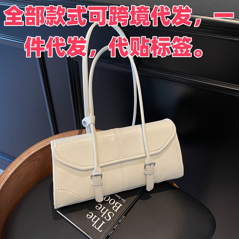 Oil Wax Leather Retro Handbag Women's 2025 New High-End Niche Texture Commuter Large Capacity Single Shoulder Armpit Bag