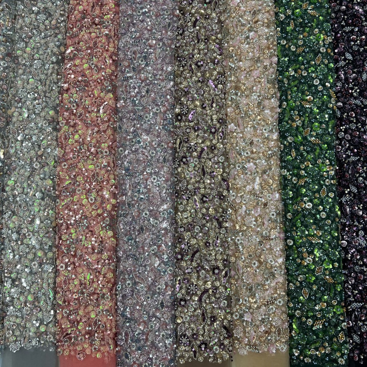 industria pesada multicolor cuentas sequillas cristal diamante tubo de cuentas bordado tela África Medio Oriente Europa América moda tela de boda
