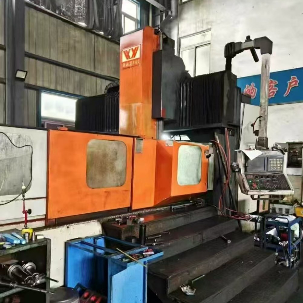 出售二手乔威进3020龙门加工中心主轴鼻端至工作台1.25米