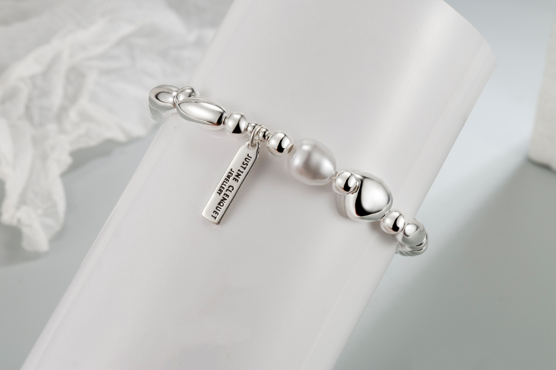 Unregelmäßiges Silberbohnen-Barockperlen-Damenarmband, schlicht, modisch, leichter Luxus, vielseitig, hochwertig, Herbst- und Winterarmband_voghion.com
