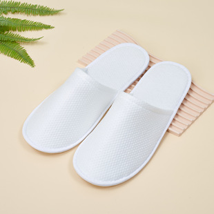 Hotel Disposable Spunlace Cloth Slippers 5mm Dot Bead Bottom Travel Portable Slippers Hotel B&B Disposable Slippers