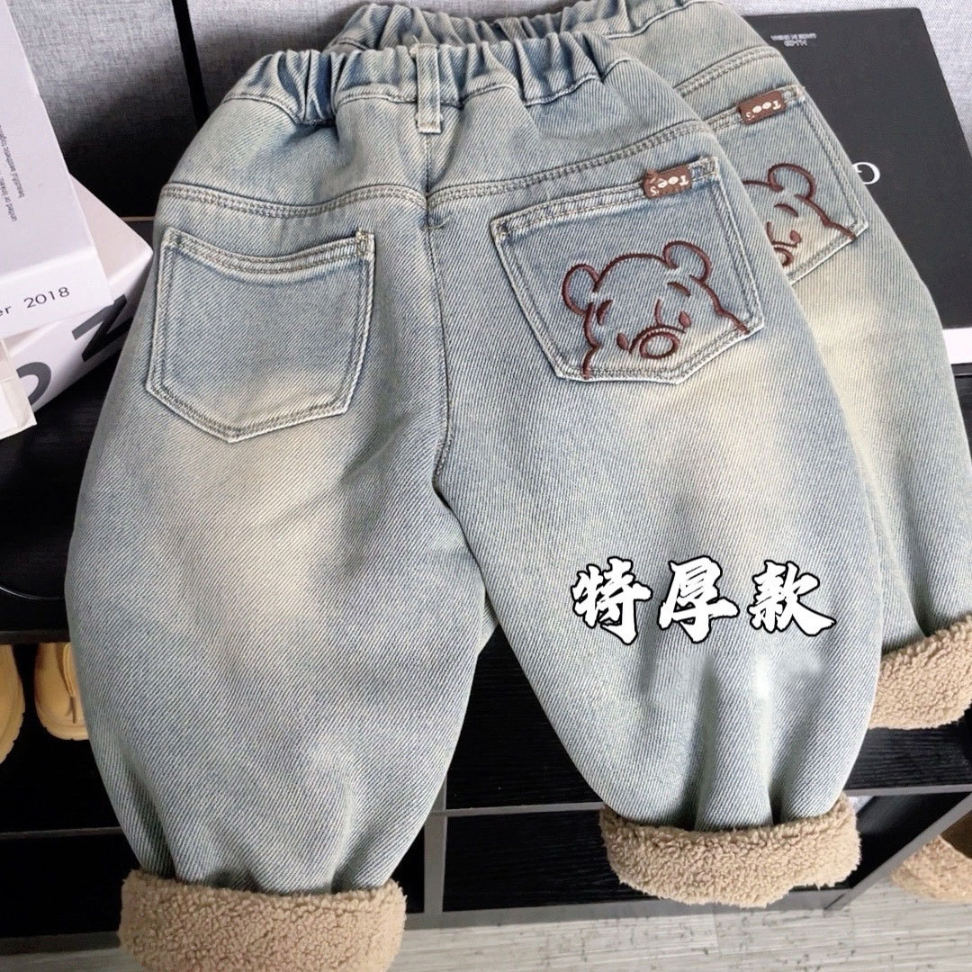 Niños con pantalones de invierno nuevos bebés casuales engrosados en un niño de invierno de cordero de cordero jeans de moda