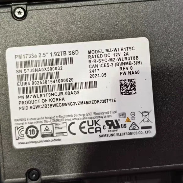 PM1733A Solid State Drive 1.92T