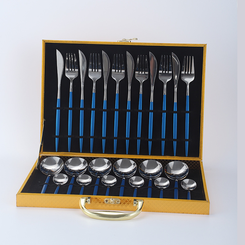 Amazon popular vajilla de acero inoxidable 24 unidades traje Portugal cuatro piezas principales comida occidental cuchillo, tenedor y cuchara caja de regalo traje
