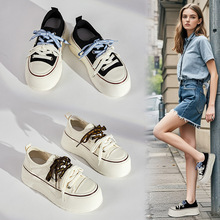 发泡底新款小白鞋女2025夏季厚底增高大头面包鞋休闲单鞋百搭板鞋
