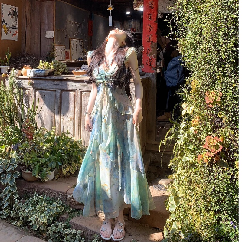 French-Style Floral Spaghetti Strap Dress for Women, Summer 2026 New Model, Petite Size, High-End Feel, Chiffon Long Dress for Seaside Vacation French-Style Floral Spaghetti Strap Dress for Women, Summer 2026 New Model, Petite Size, High-End Feel, Chiffon Long Dress for Seaside Vacation