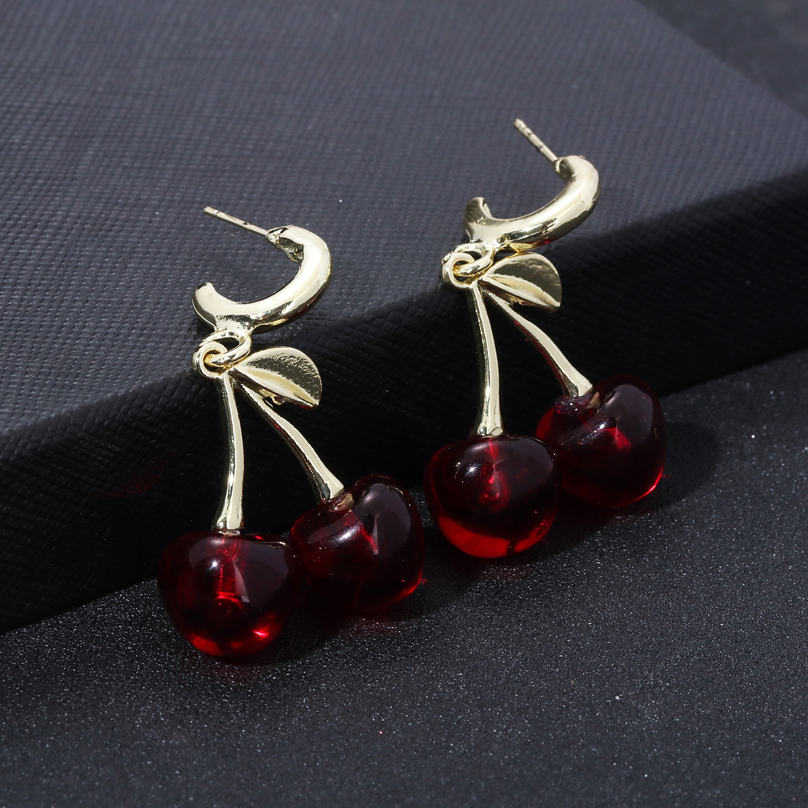 16g Weight Alloy Ear Needle Material Drop Earrings Classification 1 Pair Quantity Casual, Daily Occasion Zinc alloy Material Cherry Pattern Women's Gender Sweet Style 1 Pair Sweet Cherry Zinc Alloy Drop Earrings 13