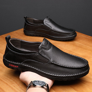 Men's shoes new dad casual leather shoes cowhide bean shoes flat round head breathable middle-aged leather shoes a generation of hair