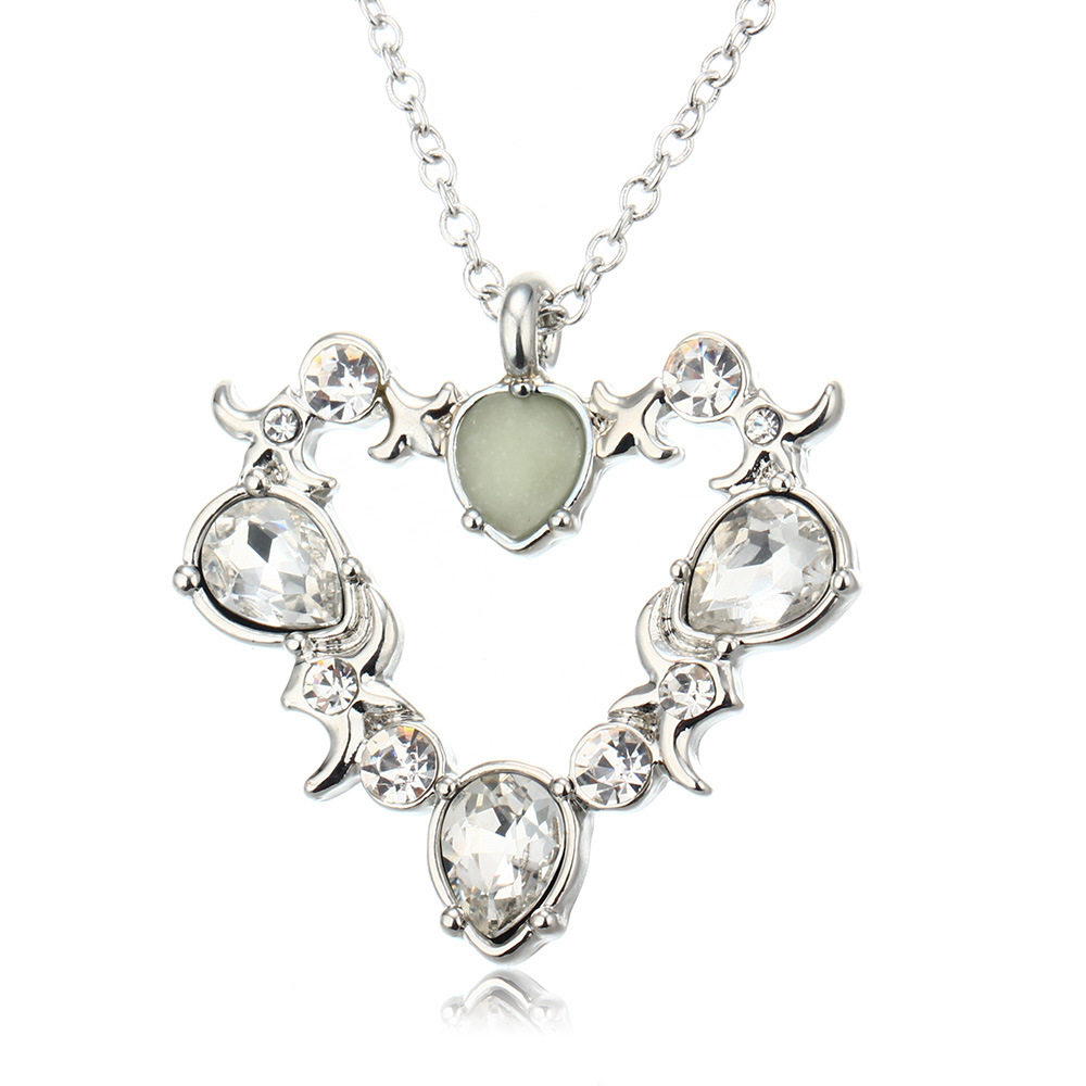 European and American creative diamondstudded heart pendant multicolor luminous necklace accessoriespicture1
