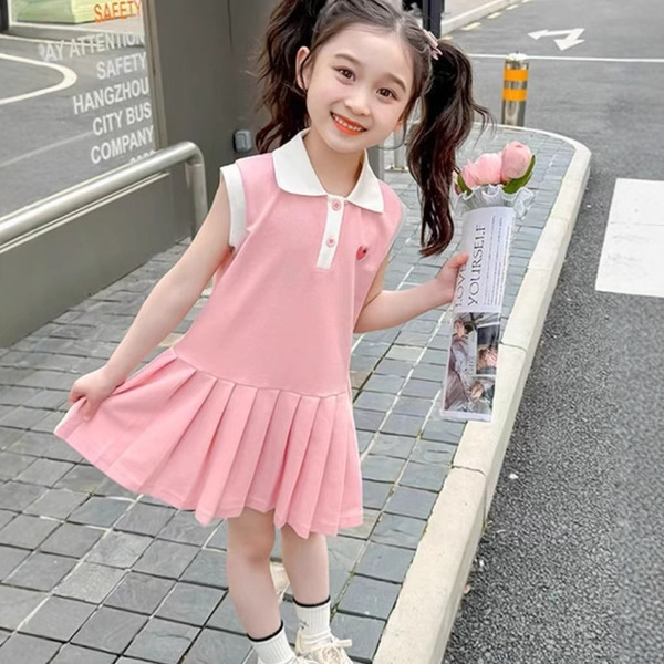 dress with sleeves sleevless