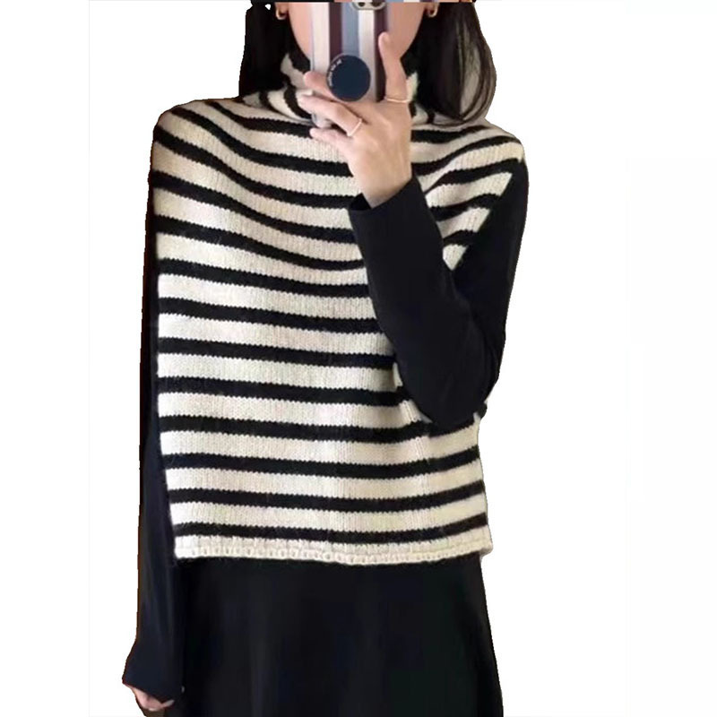 The shopkeeper pushed angrily, the upper body was too gentle! Women's High Collar Lazy Style Thick Needle Striped Wool Vest for Autumn and Winter The shopkeeper pushed angrily, the upper body was too gentle! Women's High Collar Lazy Style Thick Needle Striped Wool Vest for Autumn and Winter