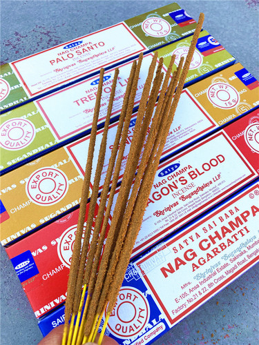 Sai Baba India Nagchampa truth SATYA sandalwood incense incense incense bamboo stick incense small box variety
