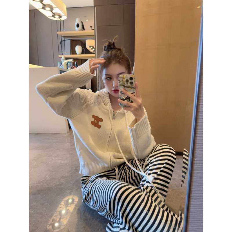 ce 针织外套皮标连帽开衫毛衣女25秋冬新品麻花慵懒针织连帽外套|undefined