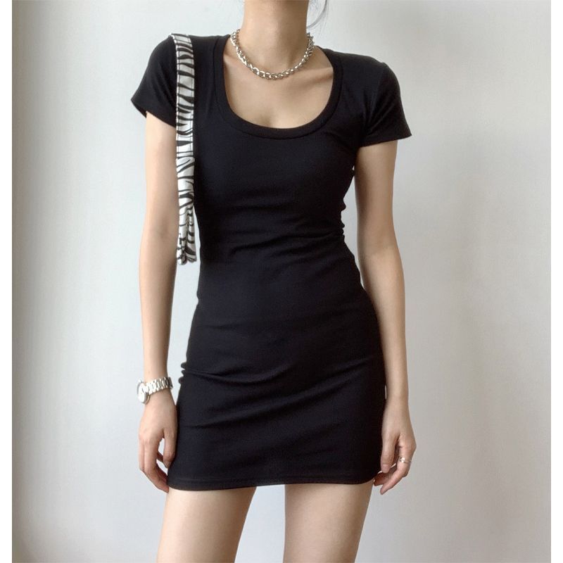 French Simple, Sweet and Spicy Sexy Big U-Neck Tight Hip-Hugging Dress for Women Summer Ins Style Black Short Skirt Trendy