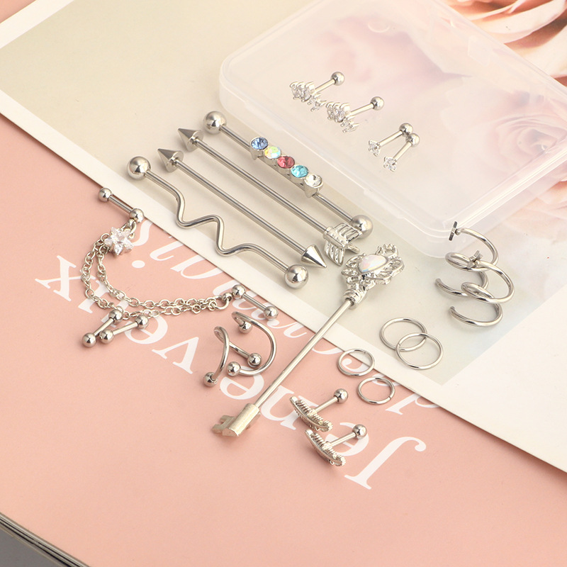Pointed titanium steel lip stud product view