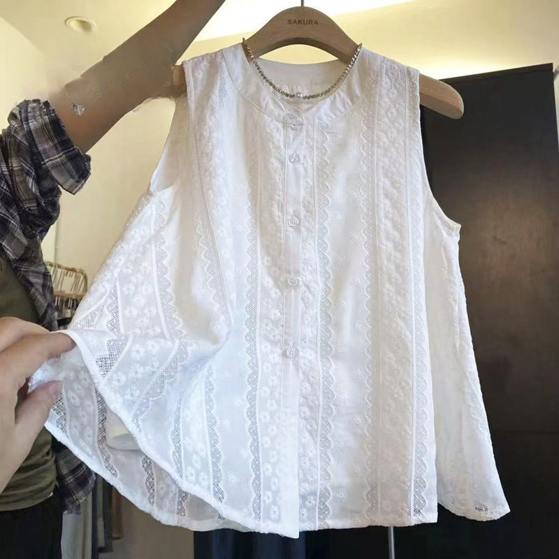 Cotton White Lace Embroidered Sleeveless Shirt Vest for Women, New Summer Style Loose-Fitting Belly-Covering Cardigan Top for Women with Exposed Shoulders Cotton White Lace Embroidered Sleeveless Shirt Vest for Women, New Summer Style Loose-Fitting Belly-Covering Cardigan Top for Women with Exposed Shoulders