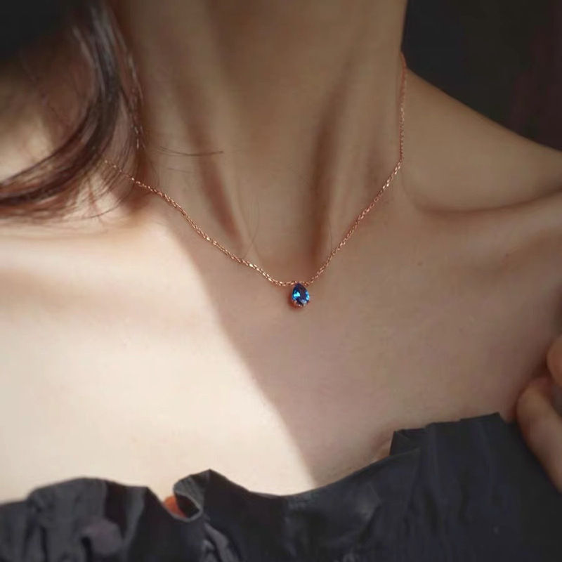 Colar de pérolas elegante para mulher com fecho magnético_voghion.com