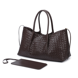 Small woven shoulder bag, design one-shoulder bag