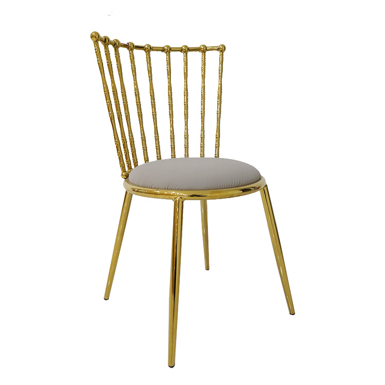 Silla de comedor de metal silla de comedor transfronteriza silla de diseño nórdica de lujo ligero silla de mesa de comedor de alta calidad
