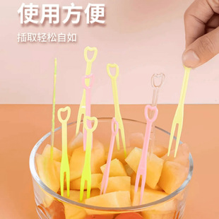 һ����ˮ�����ӵ����c��С�����߼���͸�����Ϫ����bˮ��������