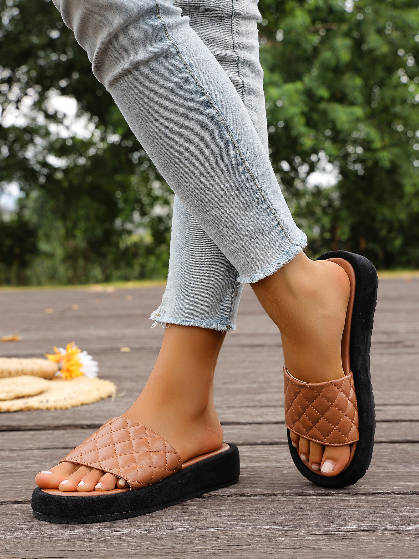 plus Size Women's Platform Sandals European American Style Outdoor Summer New One Strap Beach Sandals Size 43_vogvips.com