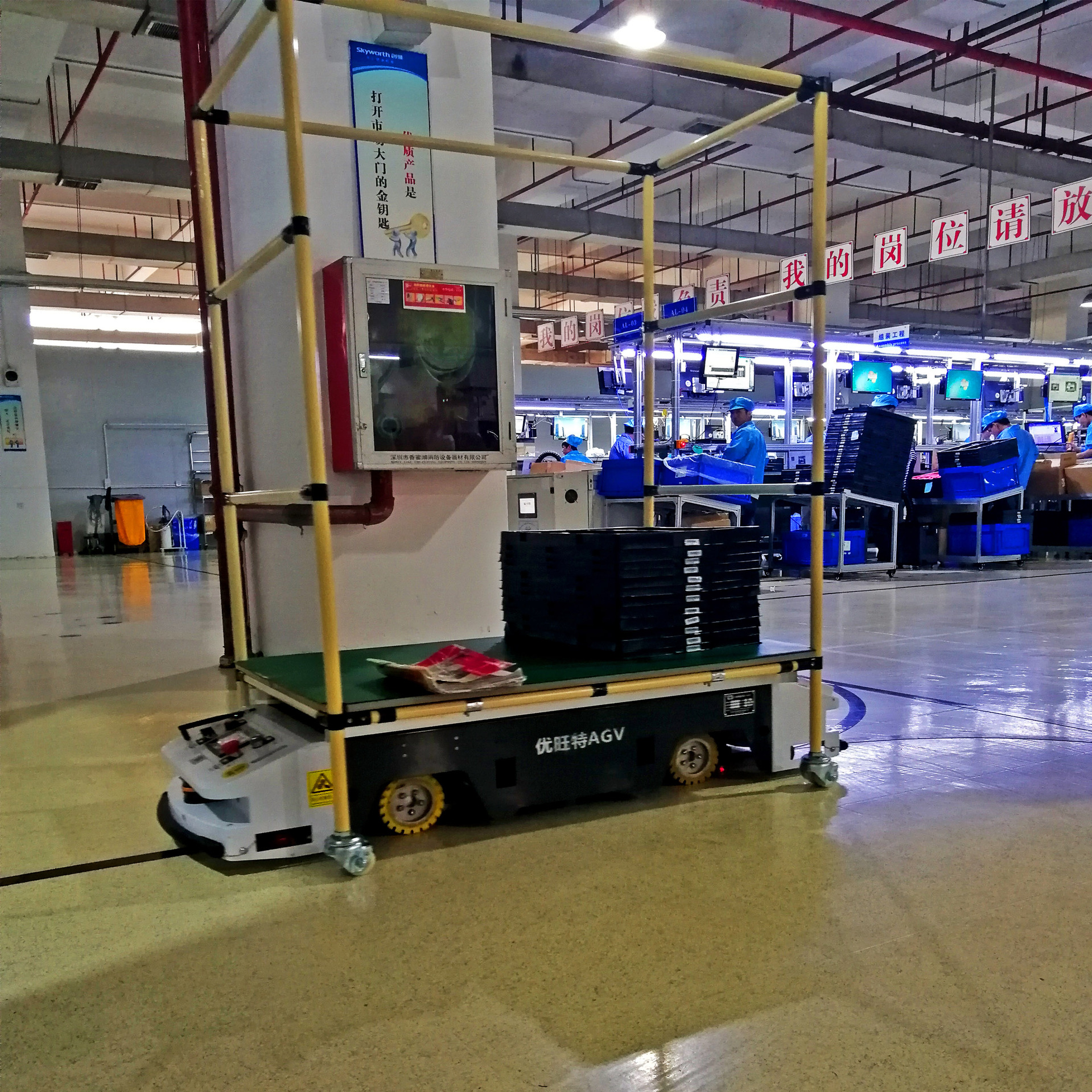 agv小车 自动搬运机器人 无人运输潜伏牵引料车 深圳厂家非标转运