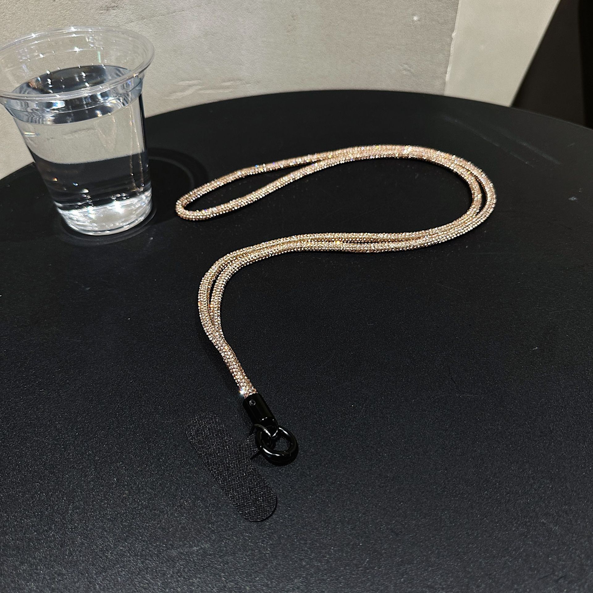 Lujo ligero color diamante de lujo brazalete larga cuerda de teléfono móvil colgante colgante de alta calidad colgante duradero