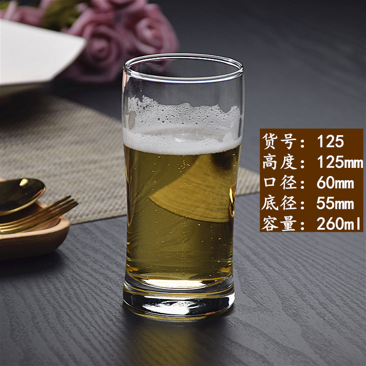 Taza de cerveza de cristal, taza de jugo, taza de trigo hecha a mano, taza de bebida elaborada