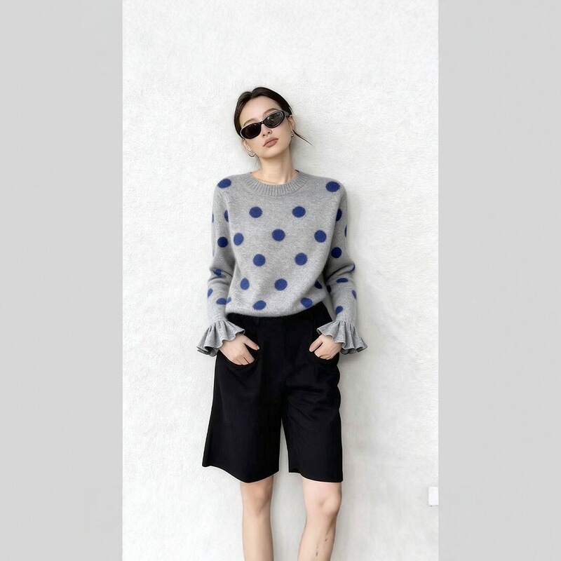 2026 Fall/Winter New Unique, Beautiful, High-End Chic Japanese-Style Gentle Loose-Fit Soft Sweater for Women 2026 Fall/Winter New Unique, Beautiful, High-End Chic Japanese-Style Gentle Loose-Fit Soft Sweater for Women