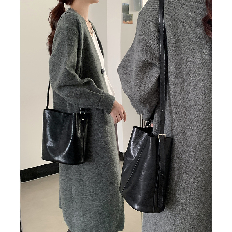 【 Vera pelle da donna 】 Borsa a secchiello monospalla in pelle bovina conciata al vegetale leggera e di lusso alla moda, sensoriale di alta qualità_voghion.com