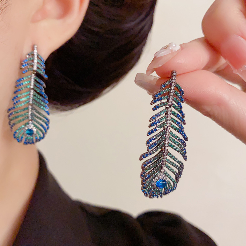 Amazon lujo ligero transfronterizo industria pesada estilo pavo pavo pendientes de pendientes personalidad exagerada moda pendientes retro al por mayor