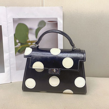 �͹ŷ�ʽ�������c�K����P������sײɫ�ٴ�����ڼt����б���