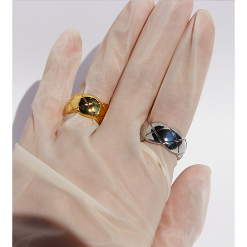 Brass plated with real gold European and American trendy diamond-shaped plaid open ring small fragrant style diamond-shaped index finger ring women's wide version 166