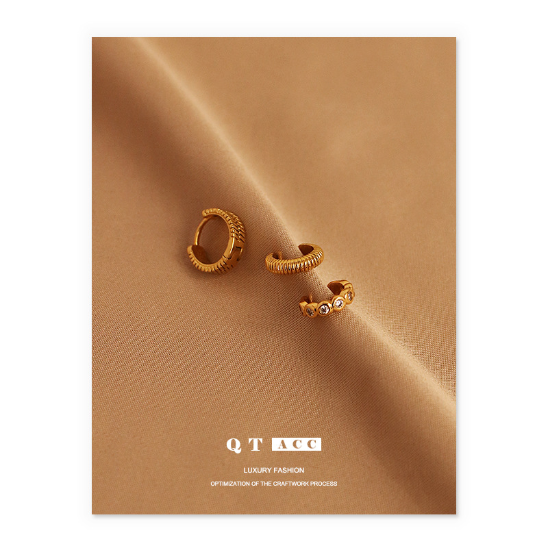 Latón chapado 18K oro real/circón micro-con incrustaciones retro europeo y americano hip hop elegante pendientes sin oreja clip de hueso oreja hebilla hembra