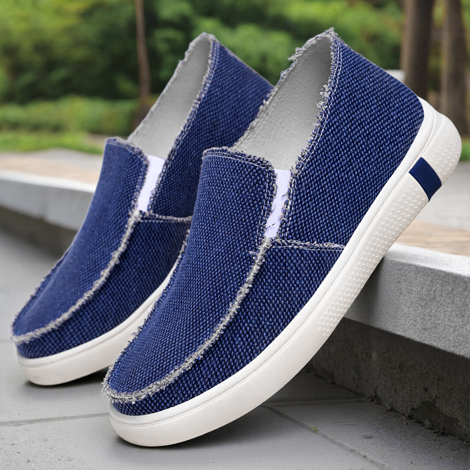 Shoes Men's Casual Shoes Flying Weave Breathable Shoes Slip-On Old Beijing Cloth Shoes Large Size Men's Shoes Versatile Canvas Shoes