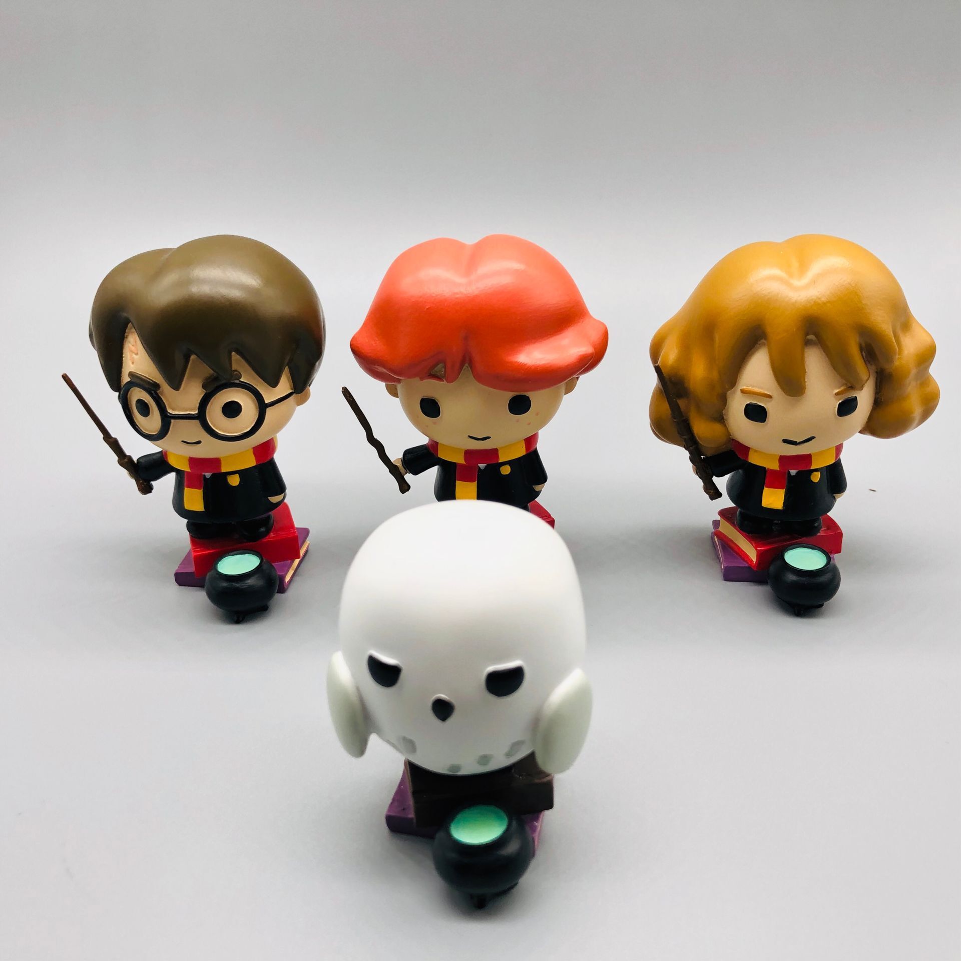 Decoración hecha a mano periférico Harry Ron neep Dumbledore muñeca decoración resina