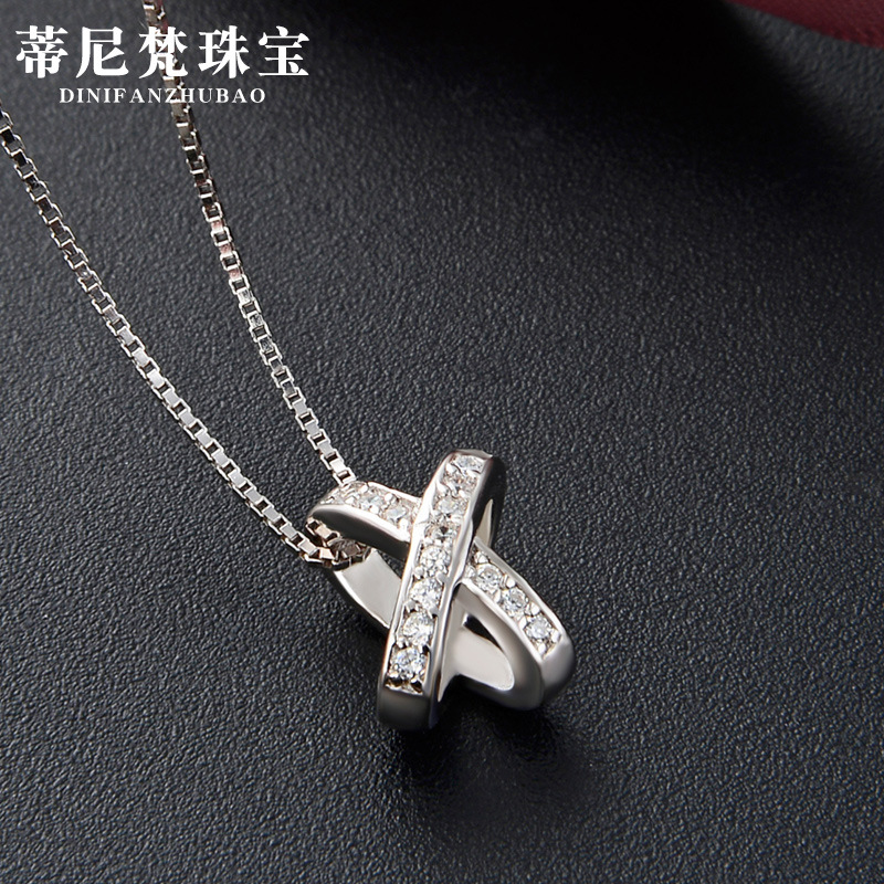 Japonés y coreano moda geométrica clavícula cadena COLLAR COLGANTE S925 plata esterlina micro incrustaciones de circón tridimensional letra X colgante
