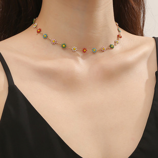 INS style European and American cross-border spring and summer best selling flower color small fresh necklace female Daisy painted oil dripping clavicle