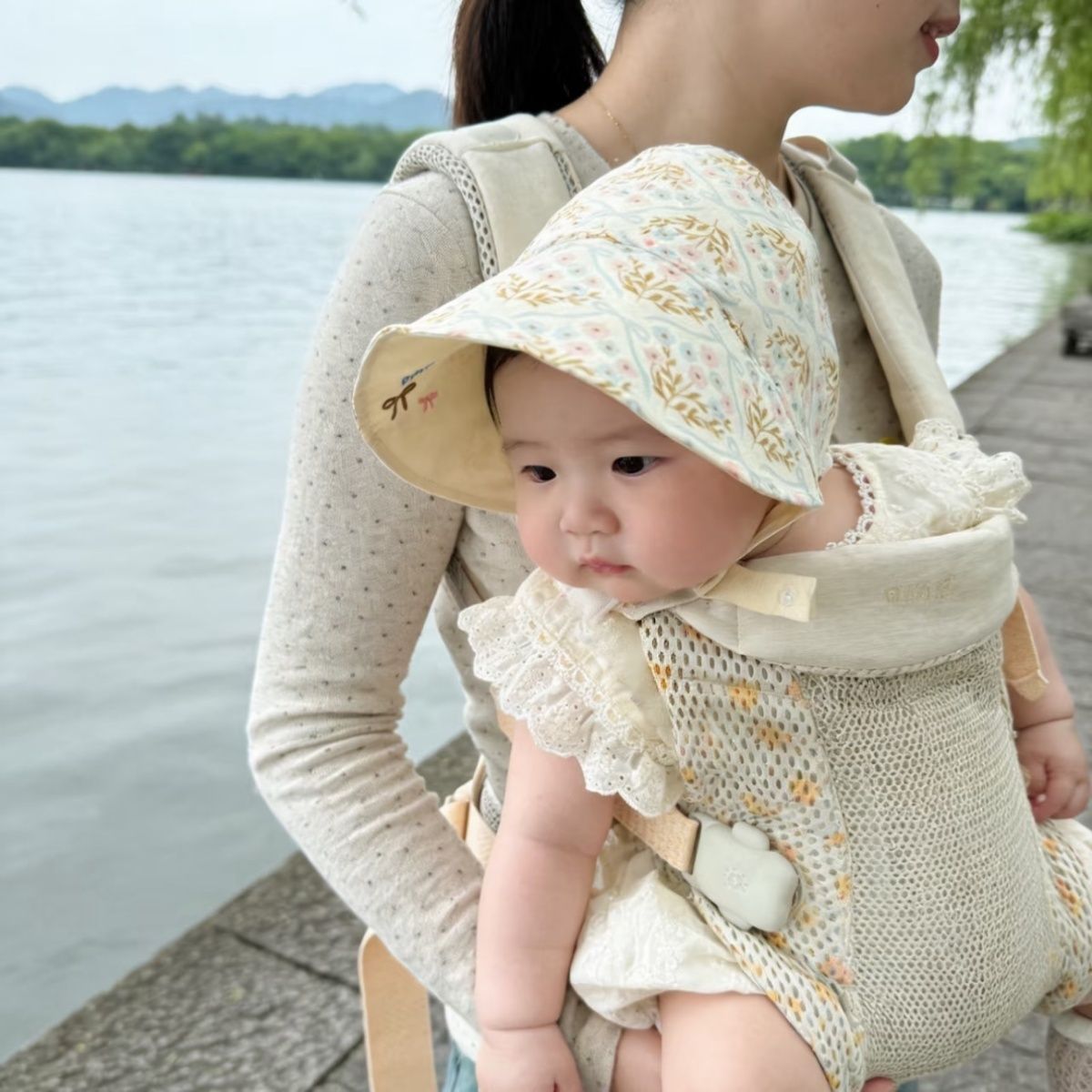 Sombreros para bebés de moda primavera y verano, sombreros de protección solar a prueba de viento, sombreros de protección de orejas para bebés coreanos para hombres y mujeres.