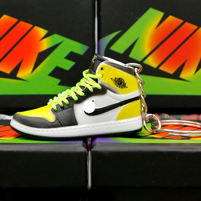 21.a 검정색과 녹색 발가락