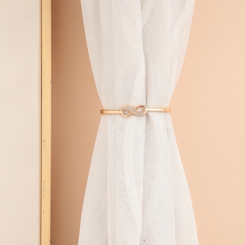 Embrasses de rideaux élégantes avec strass pour salon_voghion.com