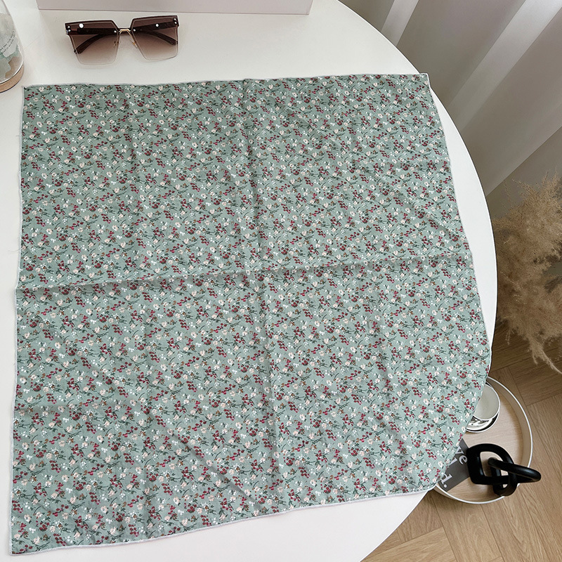 버드나무 꽃 라이트 그린 스퀘어