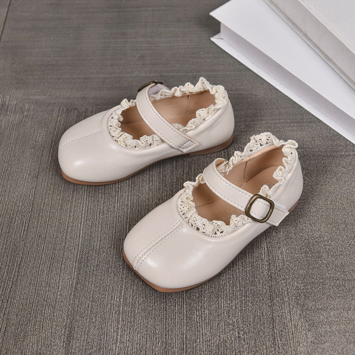 Zapatos de cuero de niñas 2025 primavera nuevos zapatos infantiles zapatos princesa de suela suave primavera y verano zapatos de mujer Bao Niño image 7