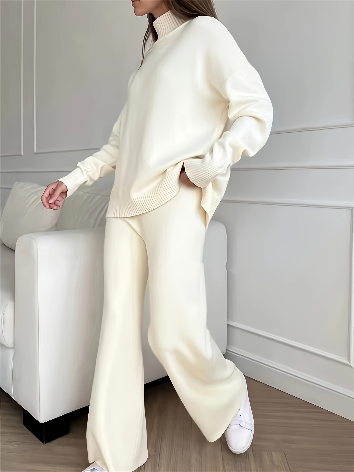 fashionable solid color colored knitted set