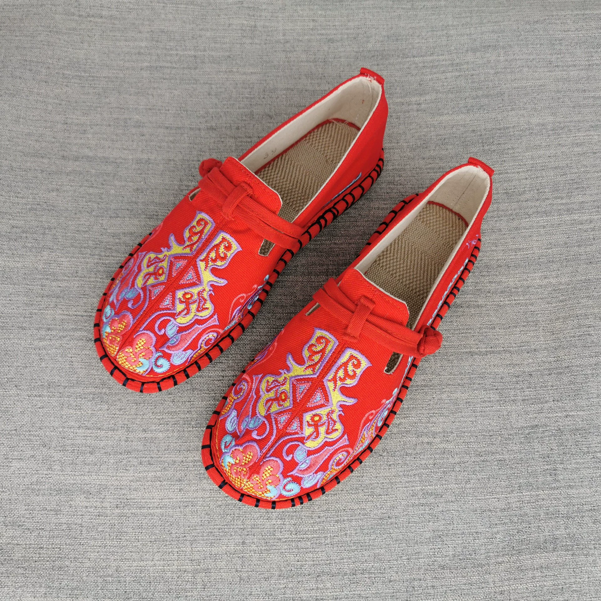 Обувь, бессердеченностьSlip-ons для отдыха