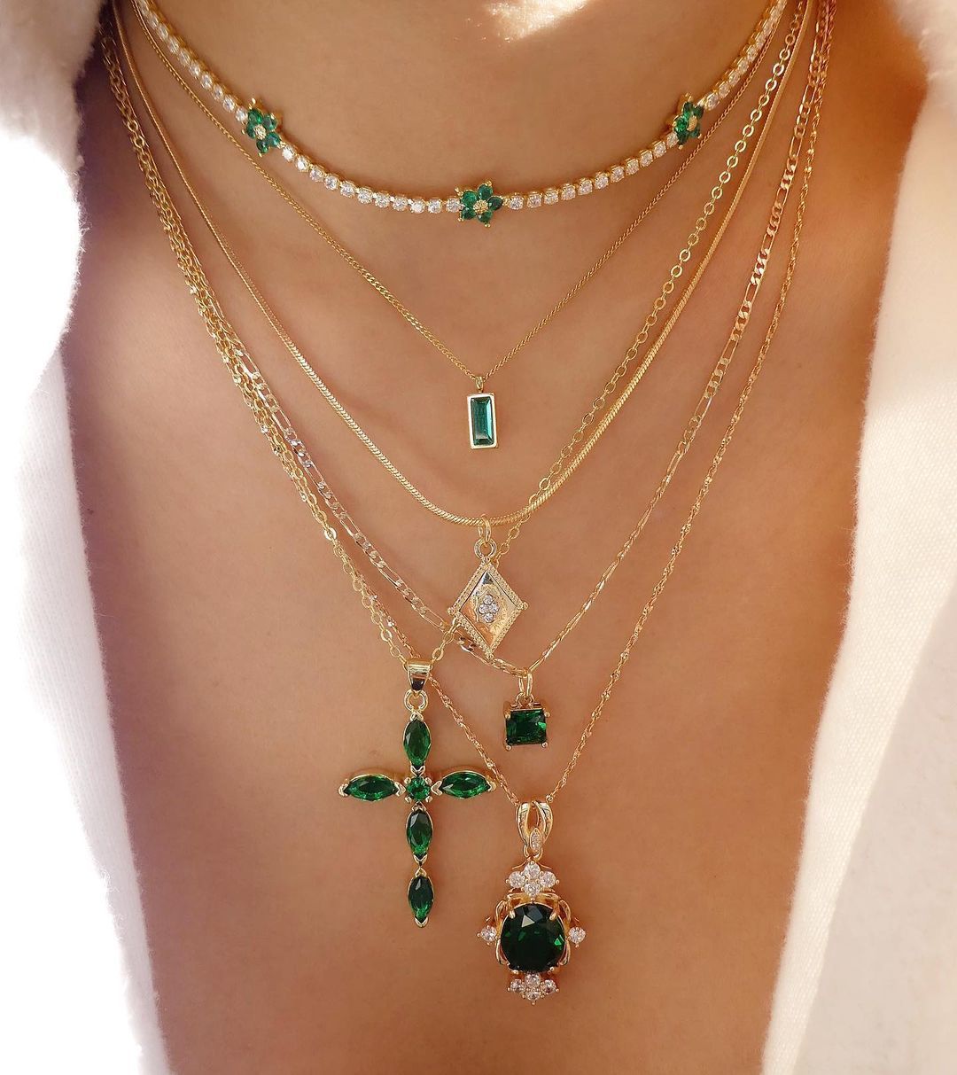 Retro Flower Copper Flowers Rhinestones Pendant Necklace 1 Piece