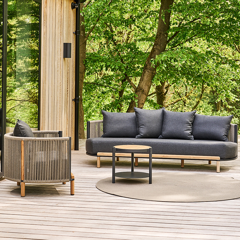 Sofá de madera maciza para exteriores, muebles impermeables y resistentes al sol para jardín o patio, conjunto de sofás de ratán para ocio en villas.