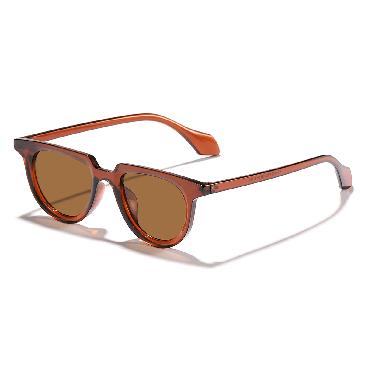 Versión coreana al por mayor transfronteriza de gafas de sol de ojo de gato de marco pequeño para hombres y mujeres gafas de sol de protección solar de alta gama europeas y americanas Sunglasses